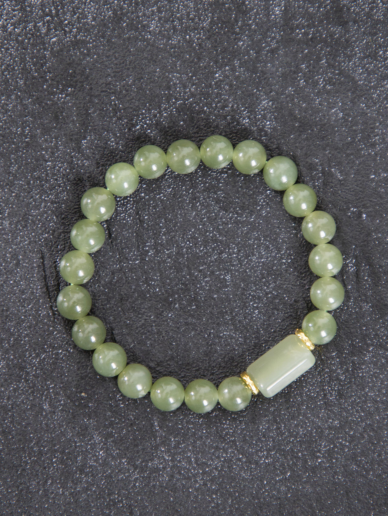 有间|珩钻和田玉平安无事牌手串8mm（图ZNDExMTk4MzM2） - 产品摄影 - 站酷设计师有间图片社原创素材 - 站酷ZCOOL