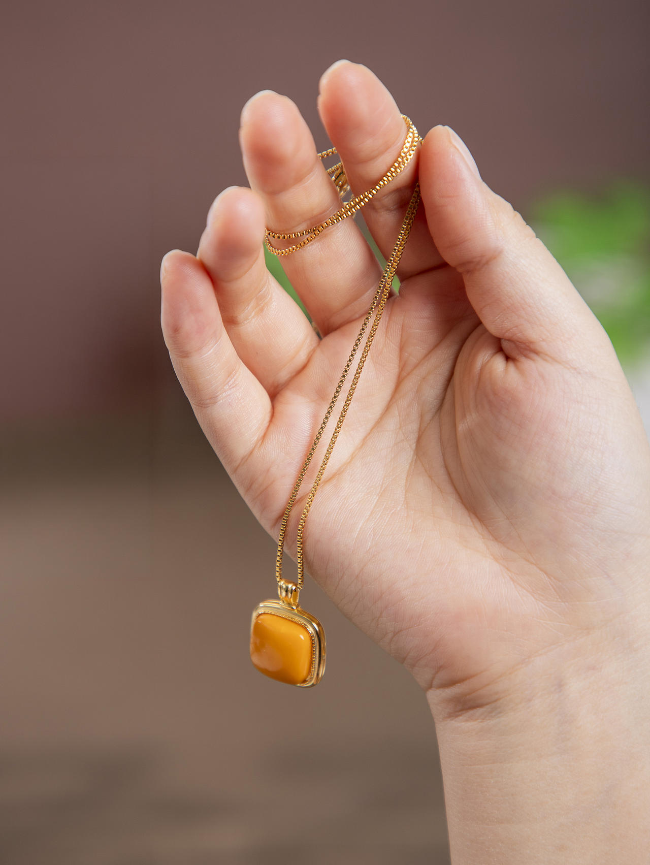 有间|珩钻天然蜜蜡吊坠（图ZNDExMTk4NDU2） - 产品摄影 - 站酷设计师有间图片社原创素材 - 站酷ZCOOL