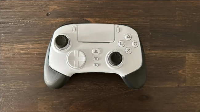 游戏手柄怎么选?盘点10款高性价比手柄,畅玩PC、Switch、Steam更尽兴!(图ZMTU4Mjk5NjA=) - 评测 - 站酷设计师咕噜小熊原创素材 - 站酷ZCOOL