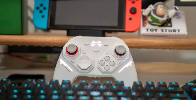 游戏手柄怎么选?盘点10款高性价比手柄,畅玩PC、Switch、Steam更尽兴!(图ZMTU4Mjk5Njg=) - 评测 - 站酷设计师咕噜小熊原创素材 - 站酷ZCOOL