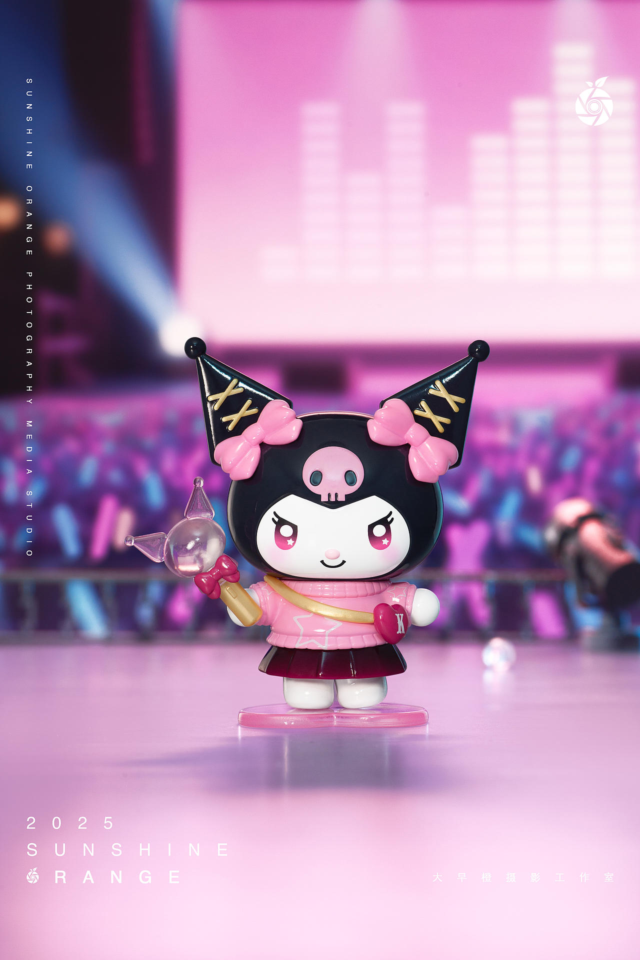 【盲盒摄影】TOPTOY闪闪偶像系列KUROMI实景拍摄（图ZNDExNDQwMzYw） - 产品摄影 - 站酷设计师大早橙摄影工作室原创素材 - 站酷ZCOOL