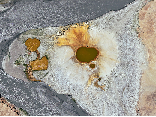 新疆木吉泥火山群