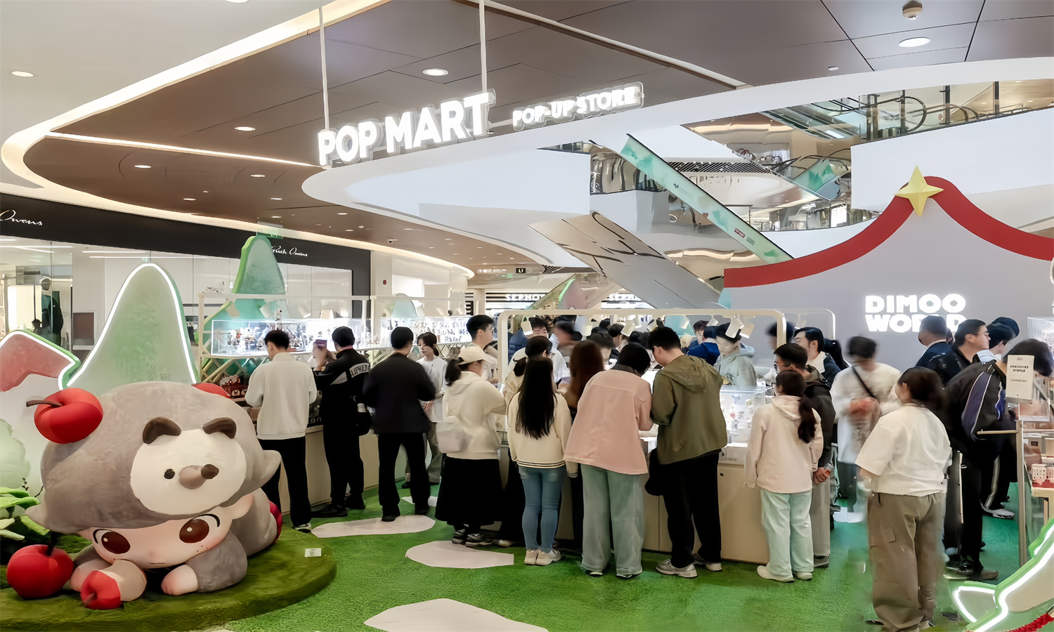杭州嘉里DIMOO九周年梦境森林主题展出圈，IP美陈如何打造沉浸式梦境氛围感？肆墨设计（图ZMTU4Mzg1MTY=） - 资讯 - 站酷设计师肆墨美陈公司原创素材 - 站酷ZCOOL