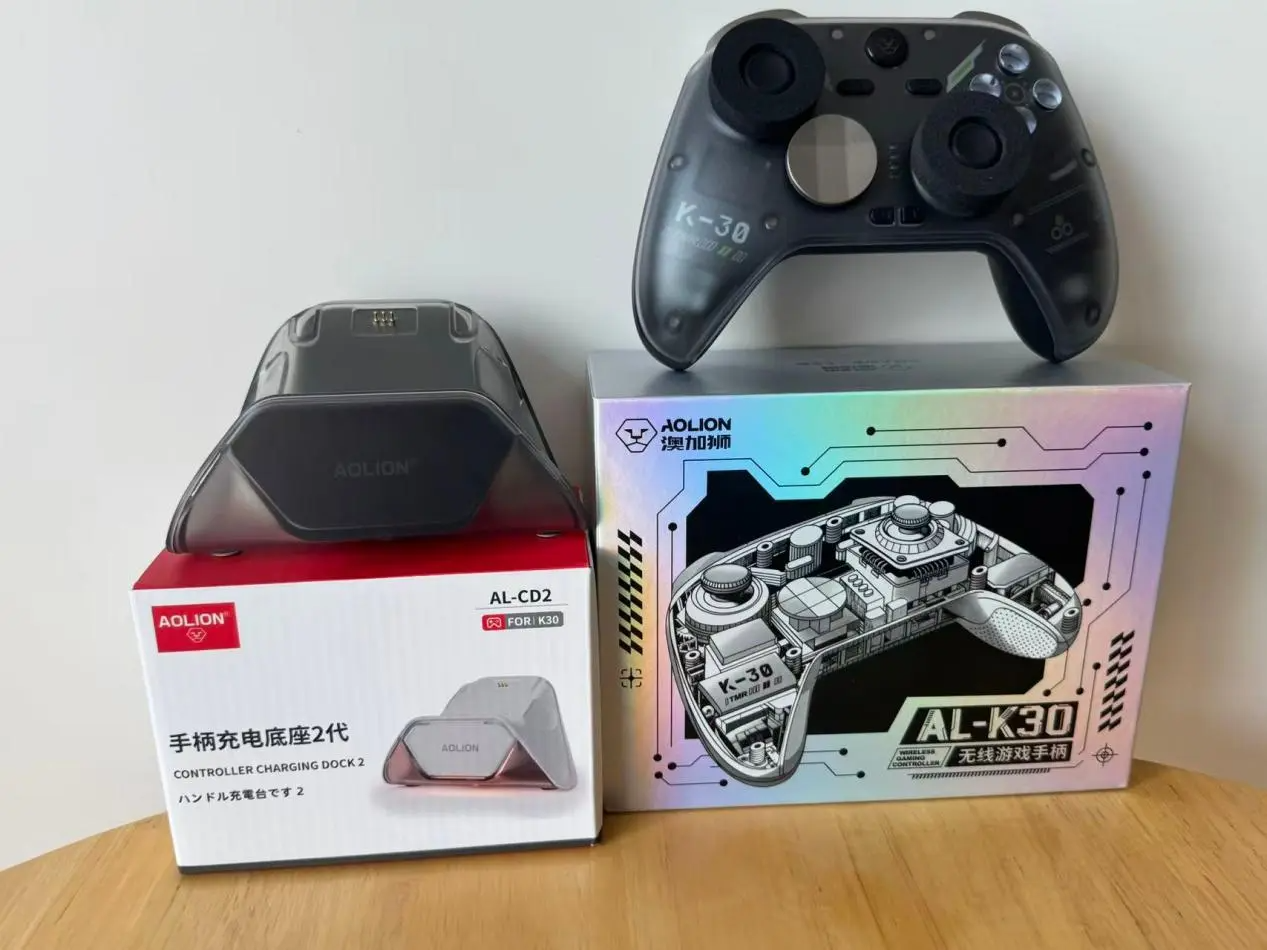 300买游戏手柄推荐哪些品牌?10款高性能平价游戏手柄推荐!(图ZMTU4Mzk4OTI=) - 评测 - 站酷设计师咕噜小熊原创素材 - 站酷ZCOOL