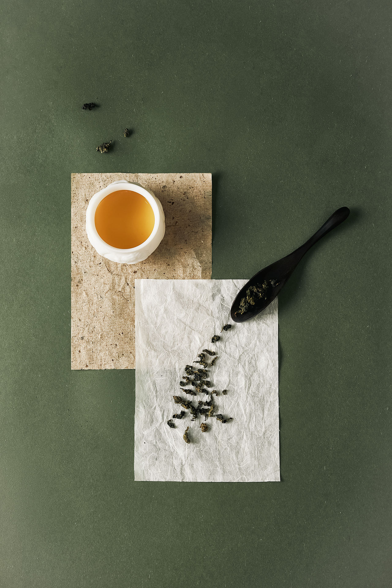 极简白瓷｜一道浅刻凤纹，便是东方留白之美（图ZNDExNTg4MzQ0） - 产品摄影 - 站酷设计师逆光者视觉原创素材 - 站酷ZCOOL
