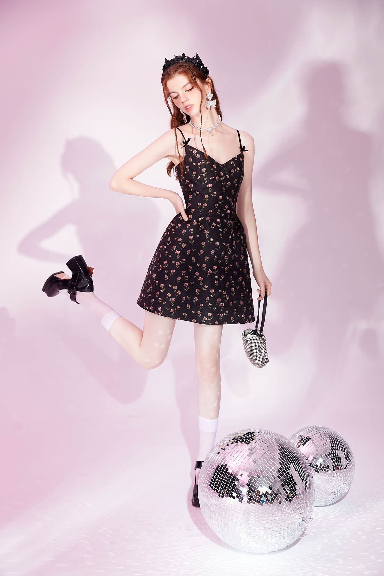 《白天敢甜，夜里敢酷》23QDA春夏新品（图ZNDExNTk4MTA4） - 人像摄影 - 站酷设计师guitailang原创素材 - 站酷ZCOOL