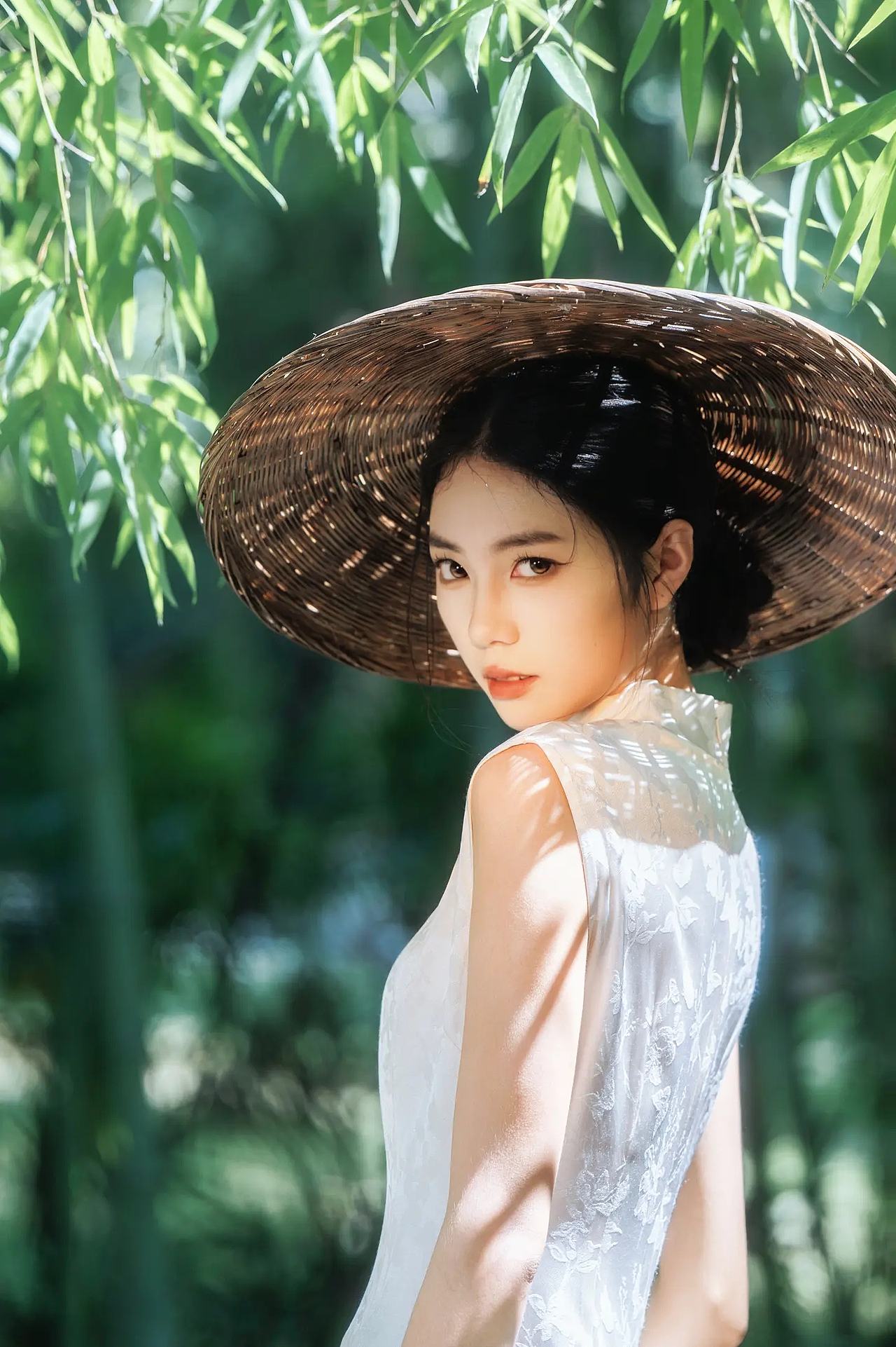 人在江湖 心随风动（图ZNDExNzI0ODEy） - 人像摄影 - 站酷设计师不会拍照的设计狮原创素材 - 站酷ZCOOL