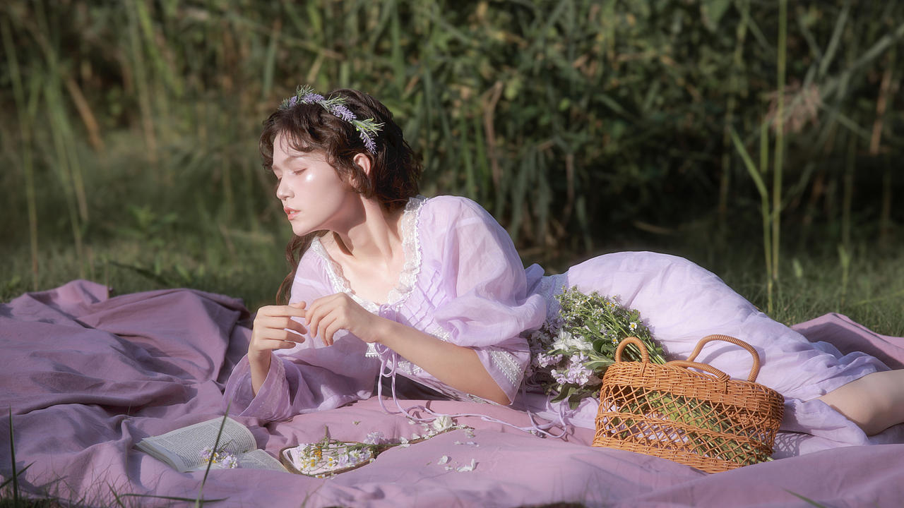 紫境・缪斯梦 Muse in Violet（图ZNDExODAxODg0） - 人像摄影 - 站酷设计师金渺今原创素材 - 站酷ZCOOL