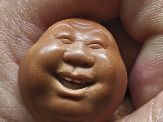 覃投艺核工作室希早核雕作品效果