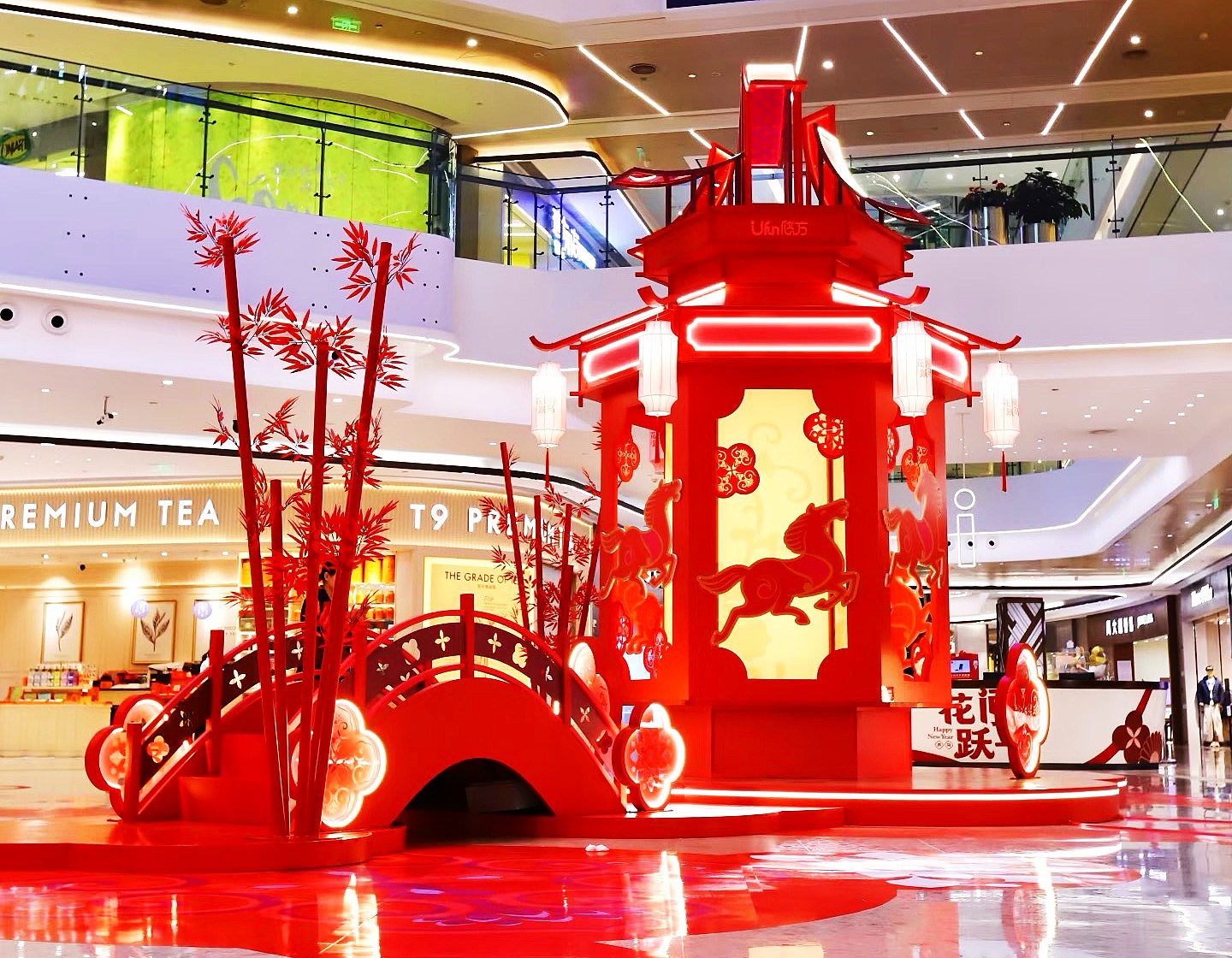 别让新年预算打水漂：商场春节节日美陈氛围提升设计公司筛选维度（图ZMTU5MzM2MDg=） - 观点 - 站酷设计师柿子创意机构原创素材 - 站酷ZCOOL