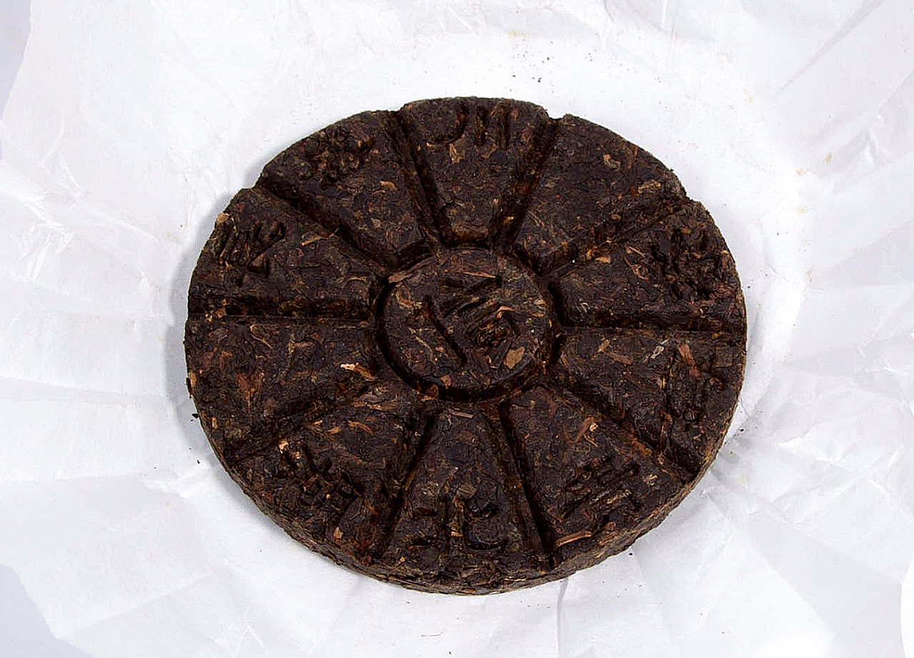 长盛川湖北青砖茶八德