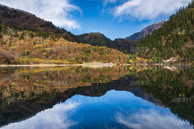 四川阿壩九寨溝秋季風(fēng)光（導(dǎo)航-121106） - 未分類 - 站酷設(shè)計師陳喆風(fēng)光攝影原創(chuàng)素材 - 站酷ZCOOL