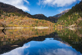 四川阿壩九寨溝秋季風(fēng)光（導(dǎo)航-121107） - 未分類 - 站酷設(shè)計師陳喆風(fēng)光攝影原創(chuàng)素材 - 站酷ZCOOL